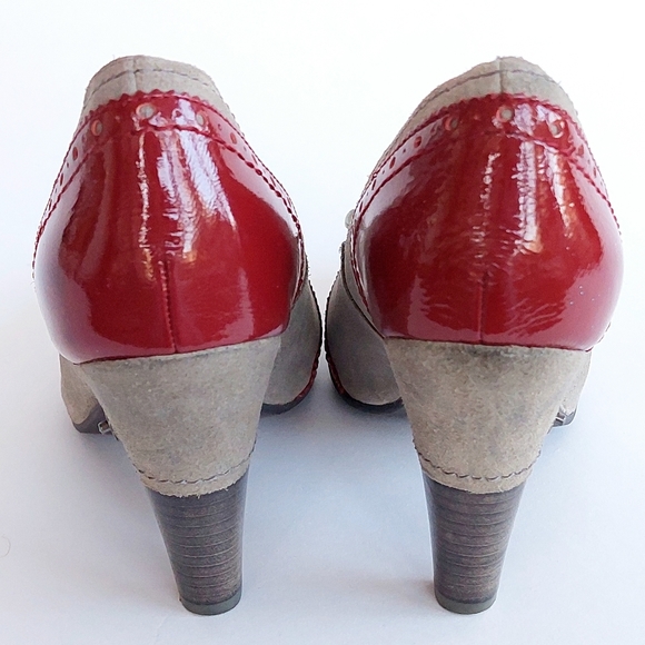 Replay Oxford Suede and Patent Pump - Picture 7 of 9